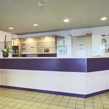 Comfort - Montlhery 3* Linas