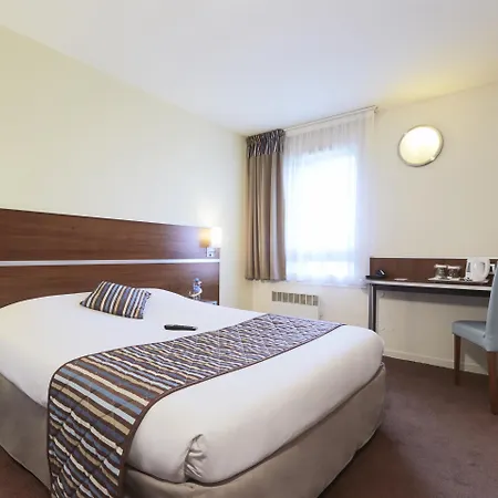 Comfort - Montlhery 3* Linas
